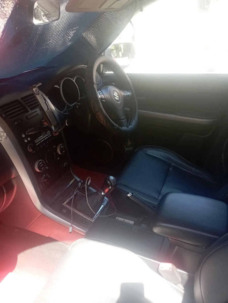 Suzuki Grand vitara 1, 9DDIS, снимка 7 - Автомобили и джипове - 53485528