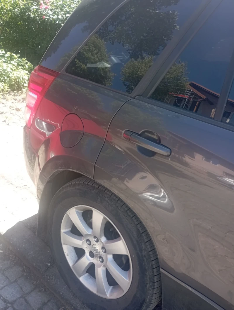 Suzuki Grand vitara 1, 9DDIS, снимка 4 - Автомобили и джипове - 53485528