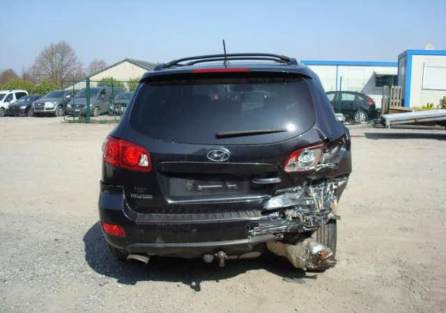 Hyundai Santa fe 2.7i-НА ЧАСТИ, снимка 5 - Автомобили и джипове - 1815154