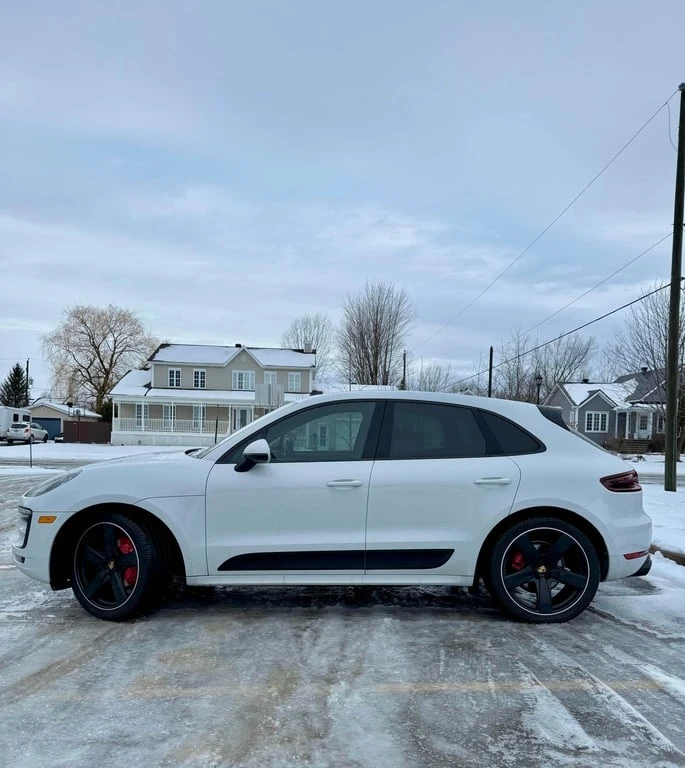 Porsche Macan / GTS / PANO / ПОДГРЕВИ / CARFAX, снимка 3 - Автомобили и джипове - 53337776