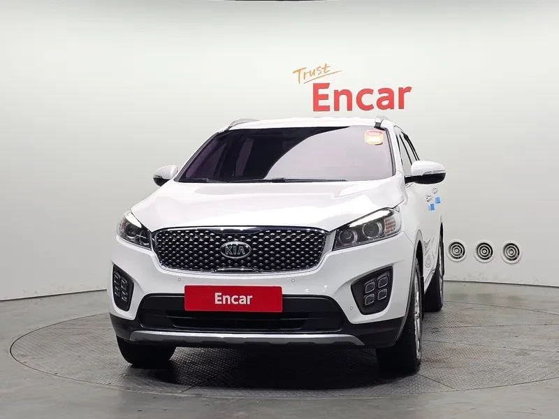 Kia Sorento 2.2 CRDI 4WD, снимка 3 - Автомобили и джипове - 54269525