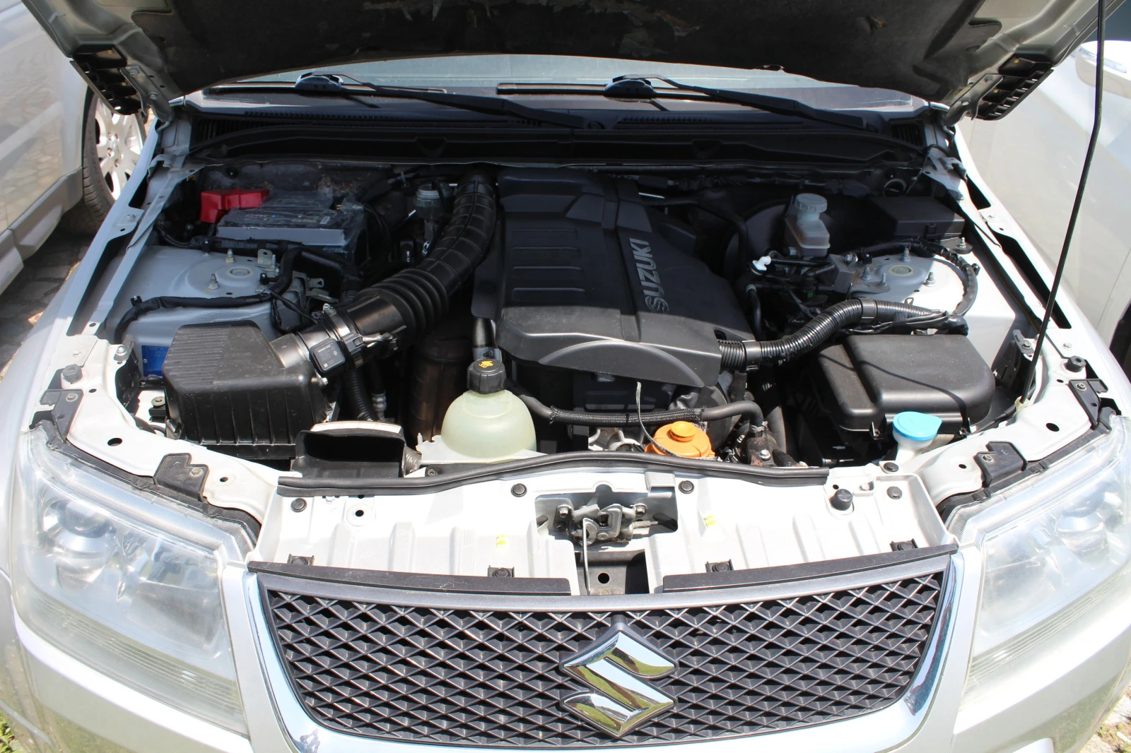 Suzuki Grand vitara 1.9D НОВ ВНОС | Mobile.bg — изображение 15