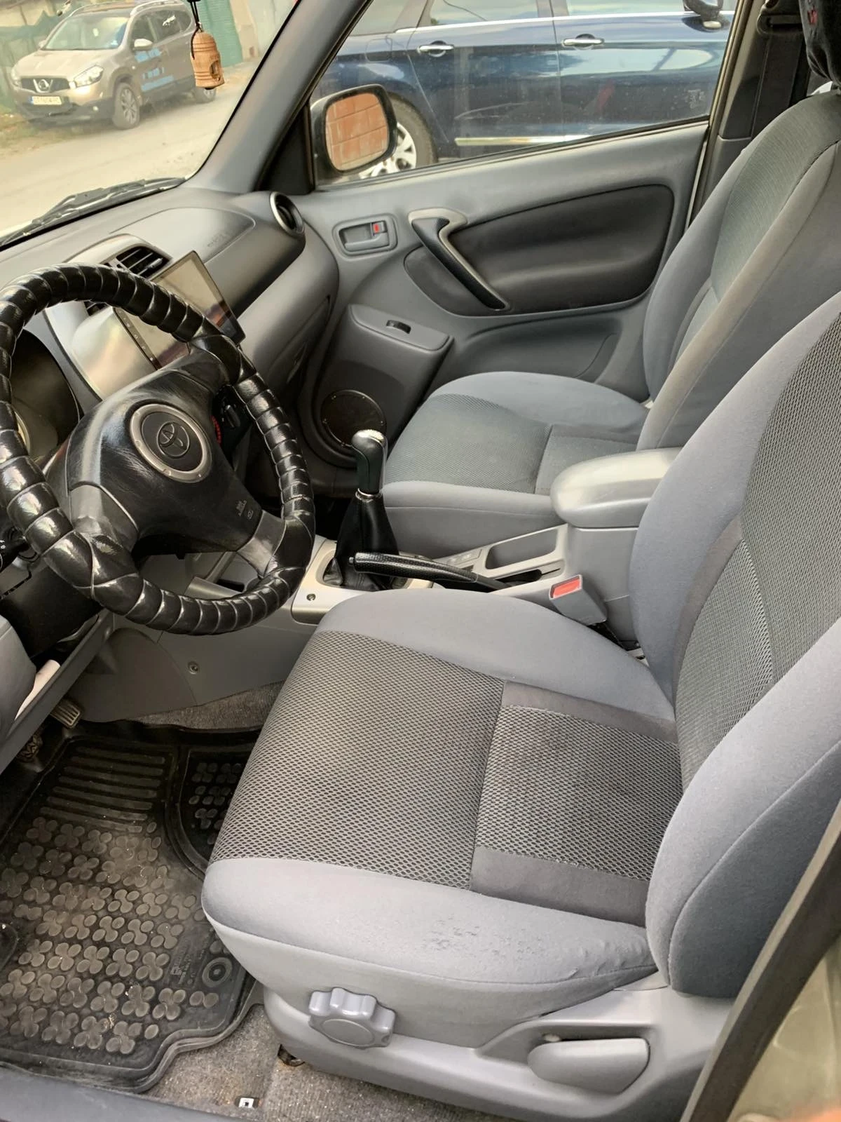 Toyota Rav4  - изображение 4
