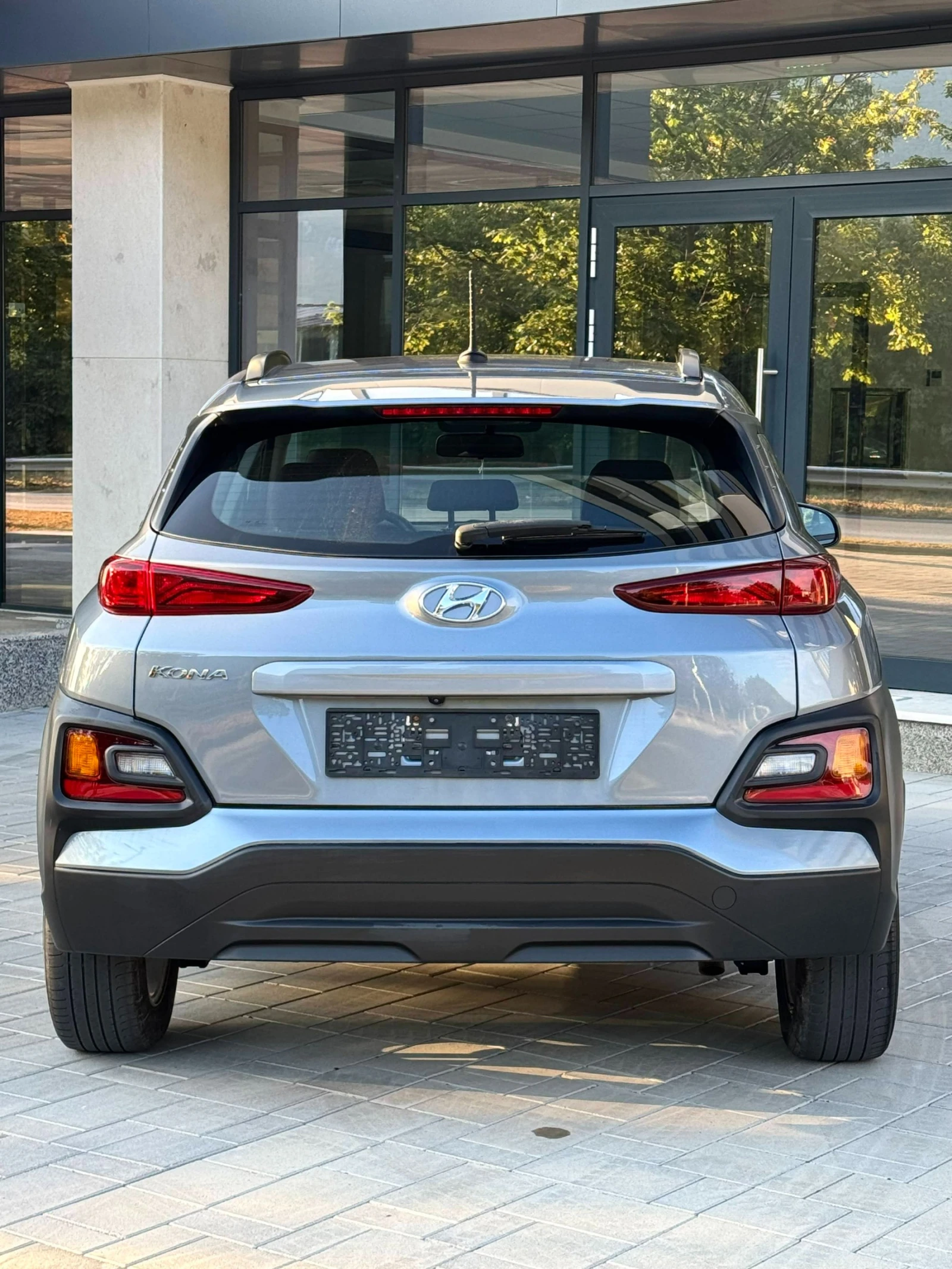 Hyundai Kona  - изображение 8