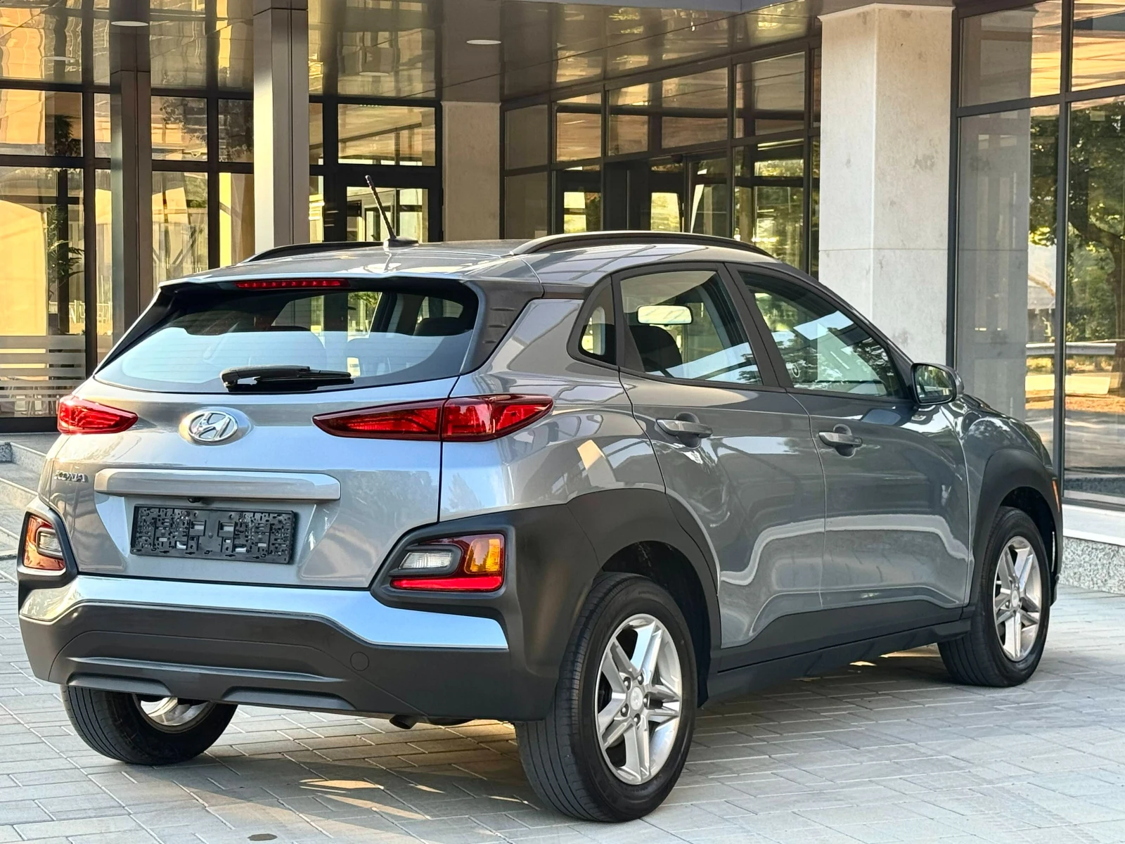 Hyundai Kona  - изображение 5