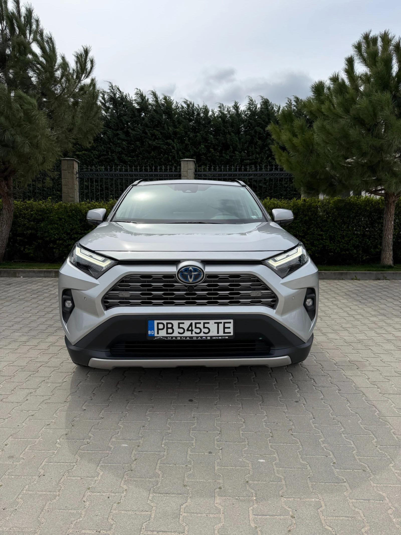 Toyota Rav4 Hybrid, Limited, JBL, 360Camera, КОЖА, ОБДУХВАНЕ, снимка 2 - Автомобили и джипове - 52525154