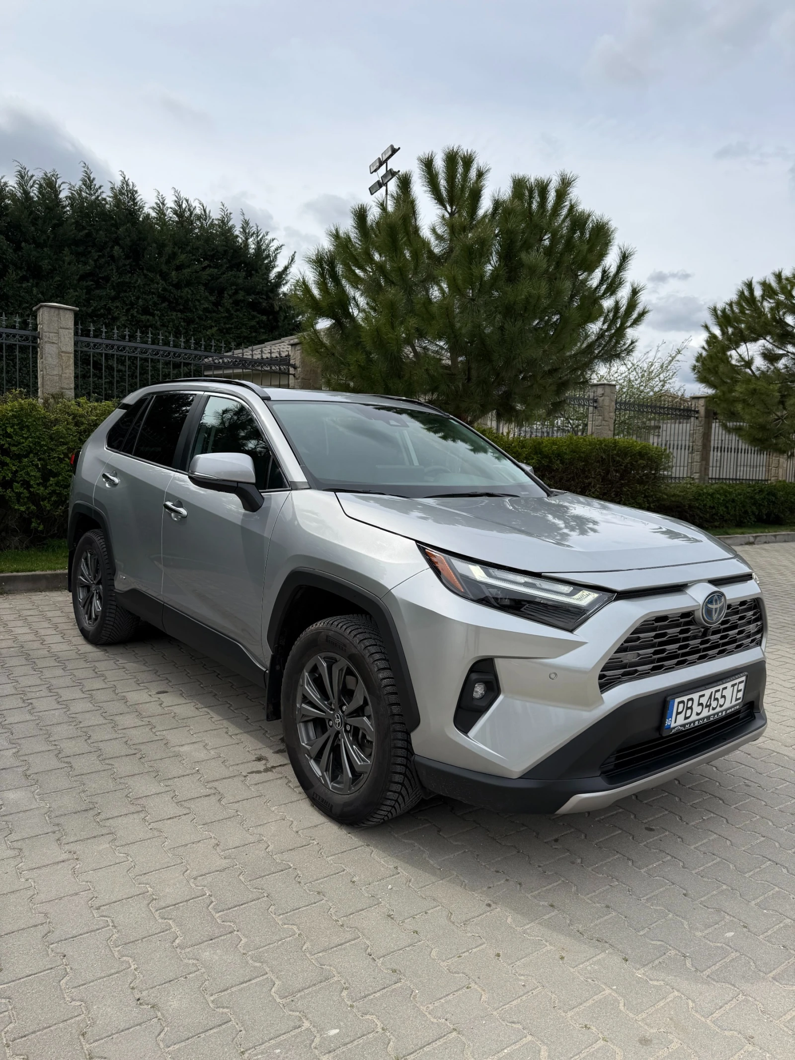 Toyota Rav4 Hybrid, Limited, JBL, 360Camera, КОЖА, ОБДУХВАНЕ, снимка 6 - Автомобили и джипове - 52525154