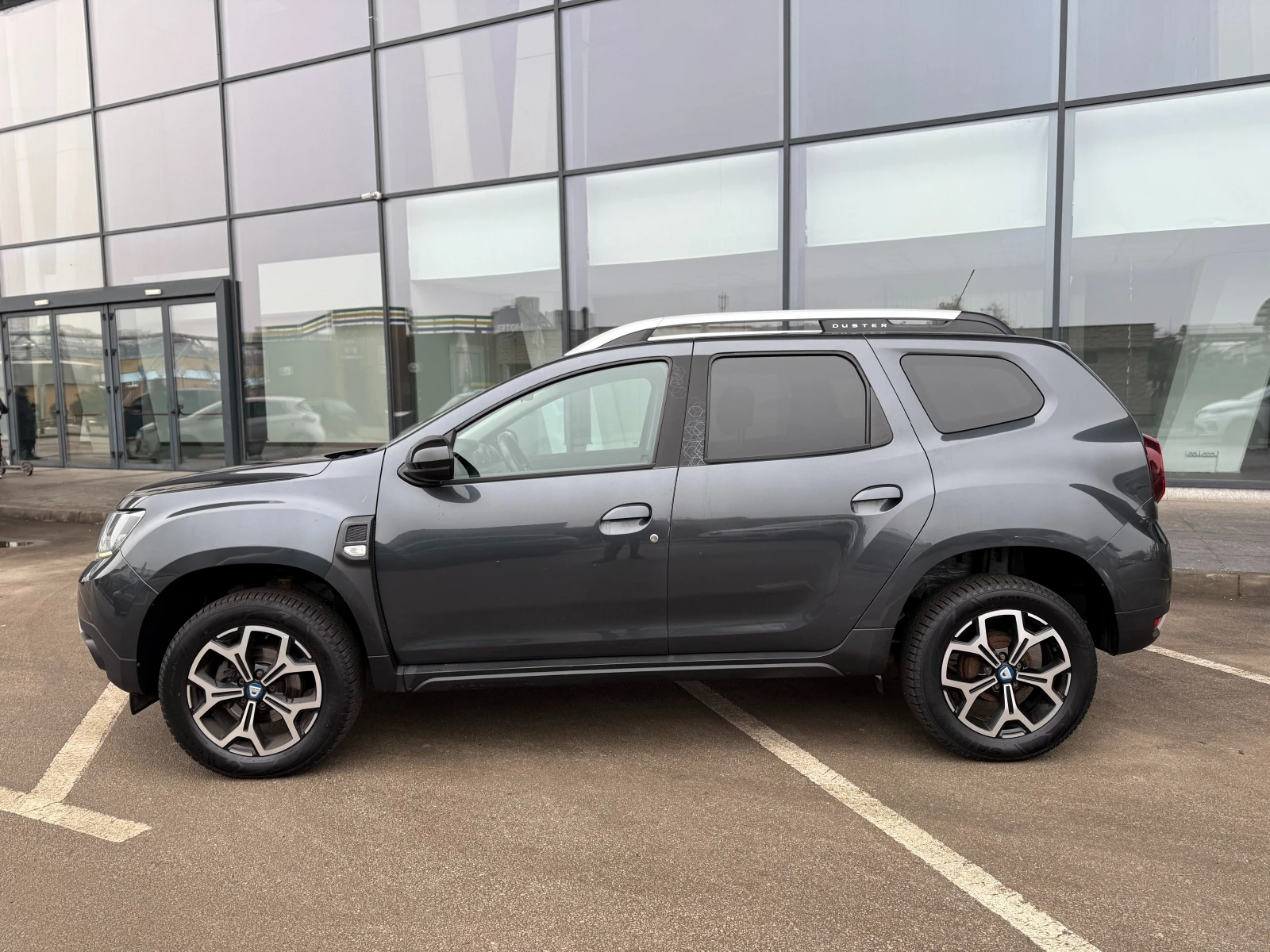 Dacia Duster 6 ������ ��������/1.0i �������� ��� �� ��������  | Mobile.bg � ����������� 2
