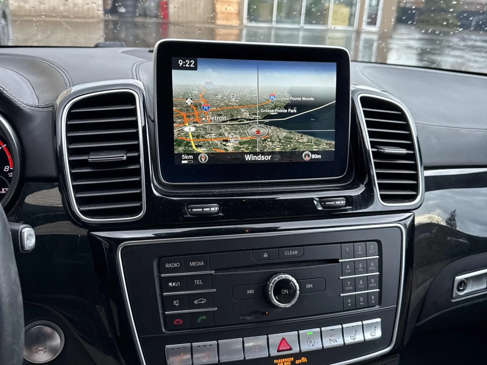 Mercedes-Benz GLE 63 S AMG Налична до 10/3! * AвтоКредит * (ЦЕНА ДО БГ), снимка 8 - Автомобили и джипове - 53751889