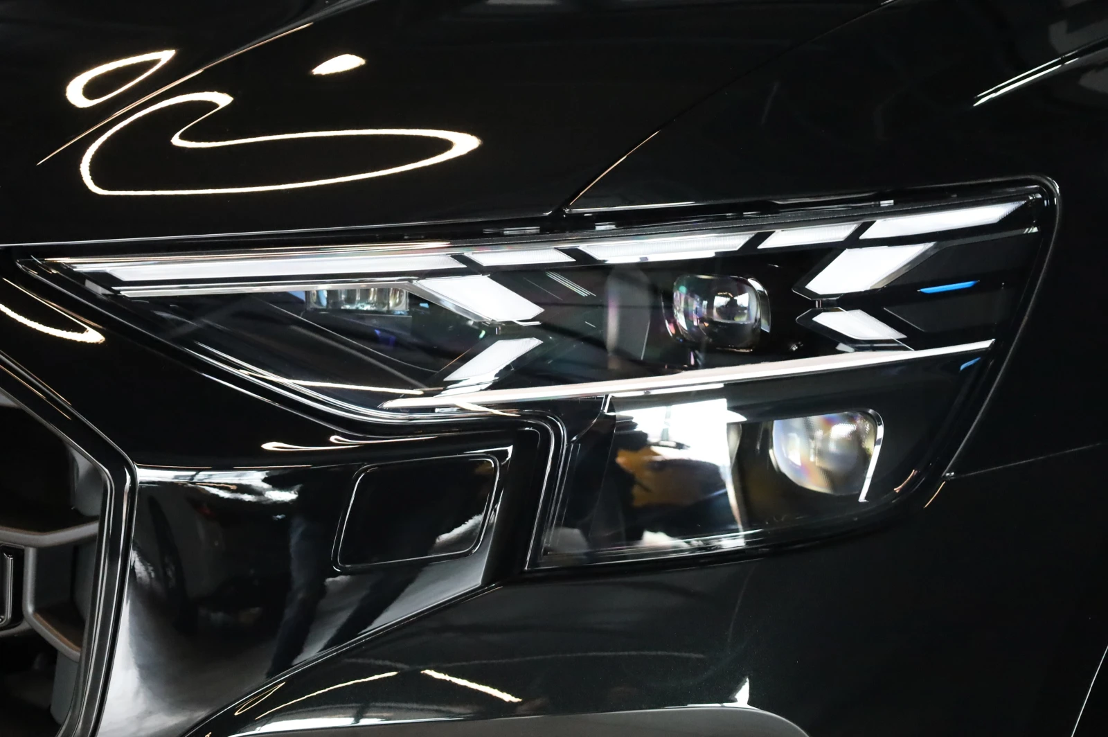Audi SQ8 NEW* FACELIFT* RS* DIGITAL OLED LIGHT* B&O* PANO*  | Mobile.bg � ����������� 3