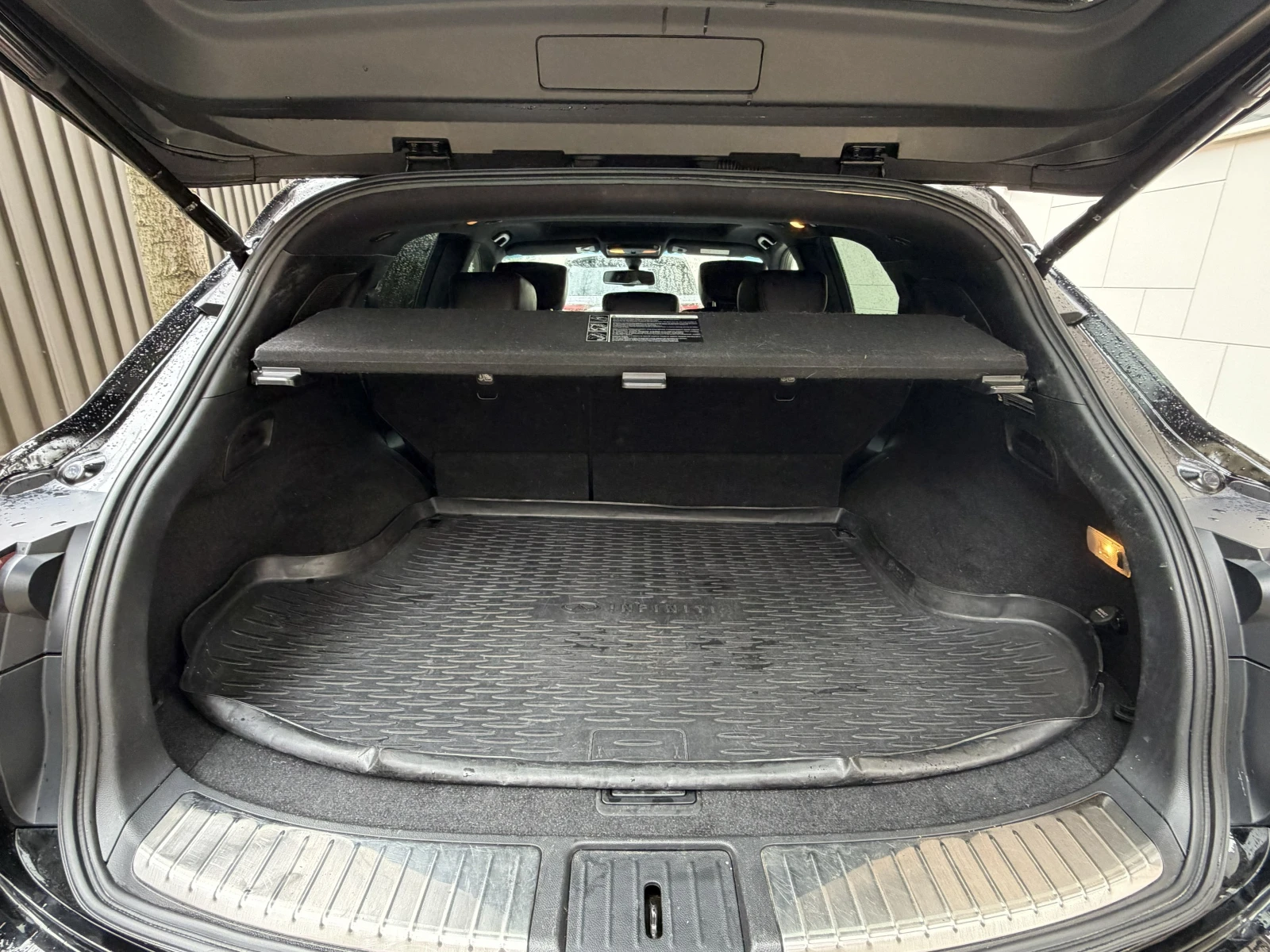 Infiniti QX70 S, снимка 11 - Автомобили и джипове - 54172178