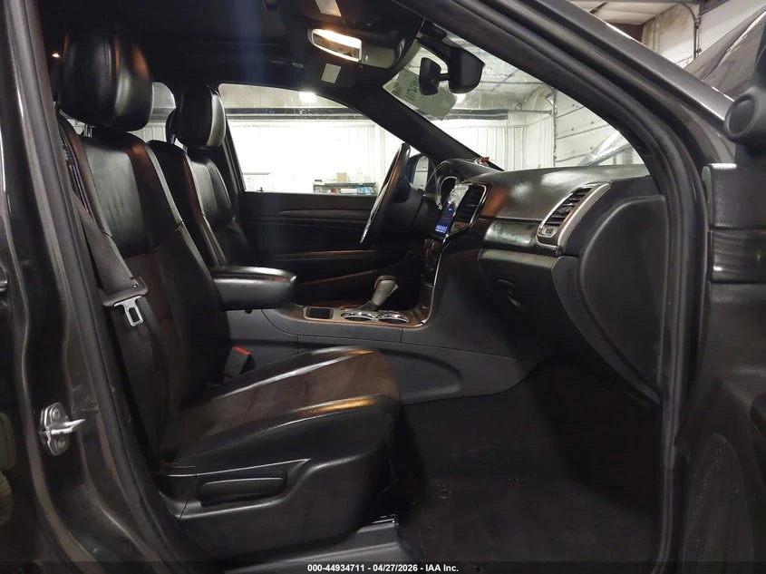 Jeep Grand cherokee 3.6l Altitude 4X4, снимка 5 - Автомобили и джипове - 54528615