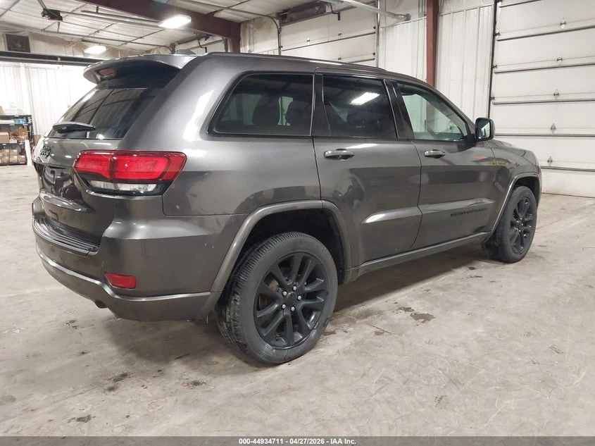 Jeep Grand cherokee 3.6l Altitude 4X4, снимка 4 - Автомобили и джипове - 54528615