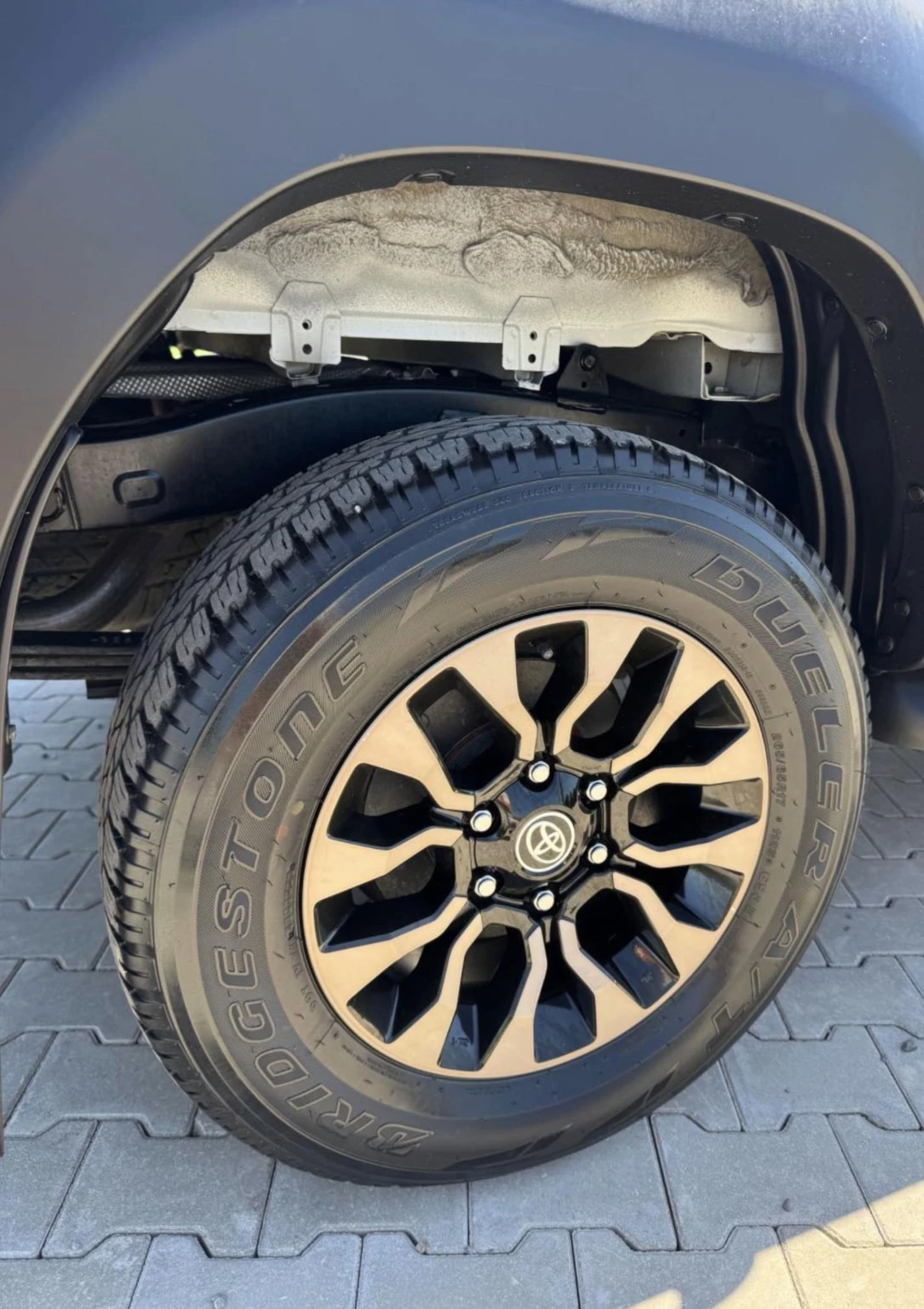 Toyota Hilux 2.8GR Sport Гаранция , снимка 6 - Автомобили и джипове - 54682514