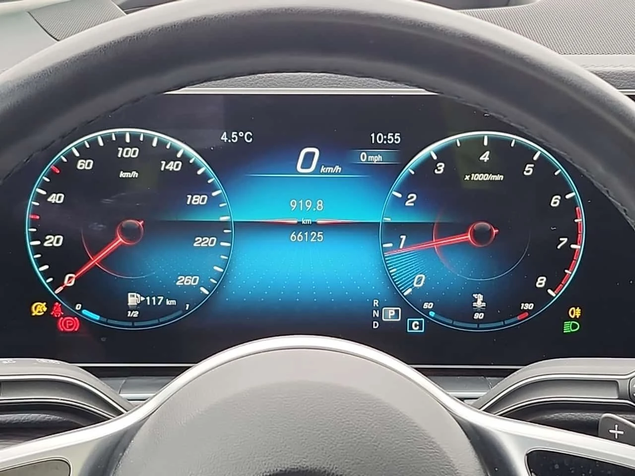 Mercedes-Benz GLE 350 AMG Line * Head Up * Дистроник * CARFAX * , снимка 6 - Автомобили и джипове - 54688043