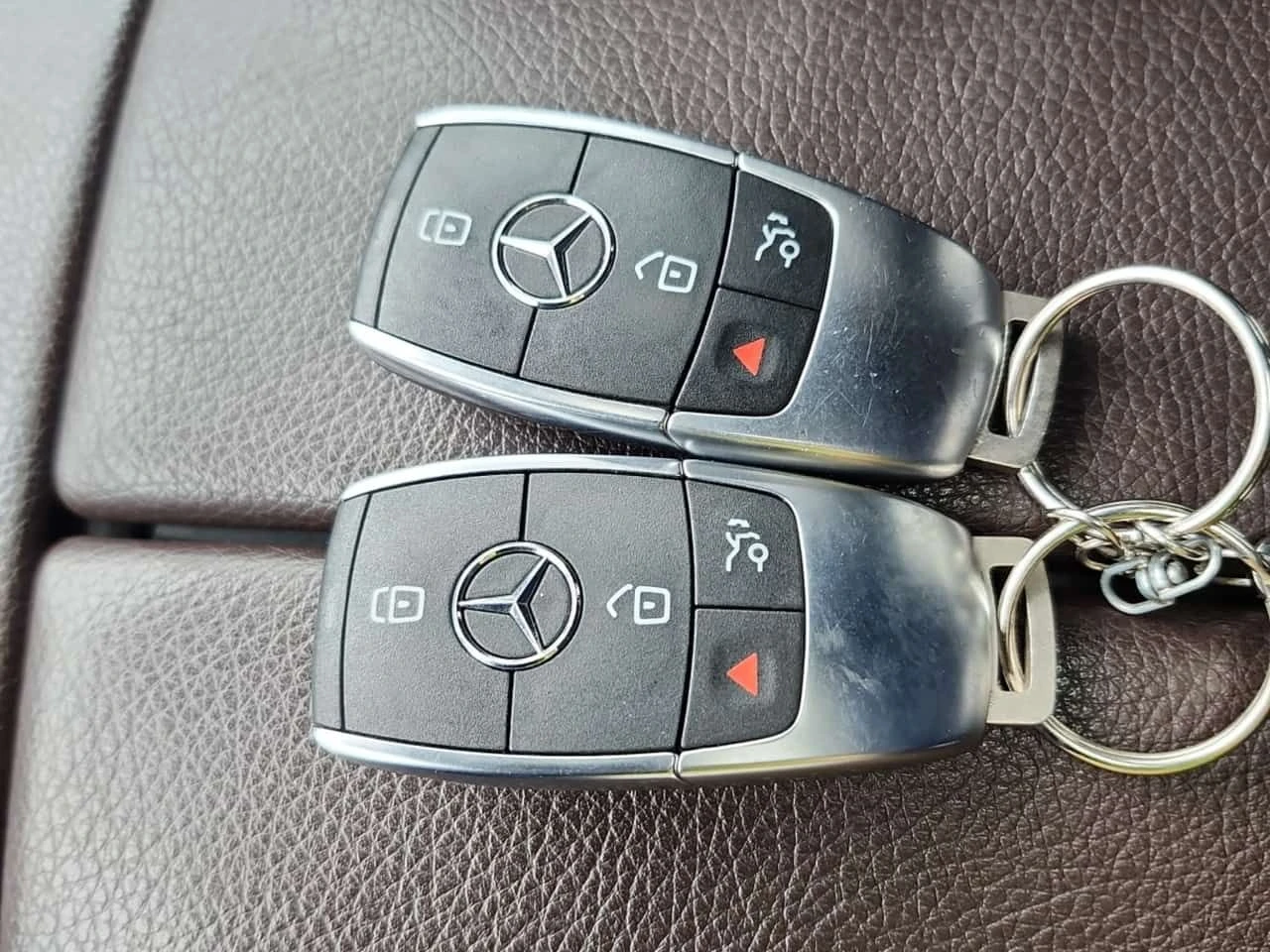 Mercedes-Benz GLE 350 AMG Line * Head Up * Дистроник * CARFAX * , снимка 10 - Автомобили и джипове - 54688043