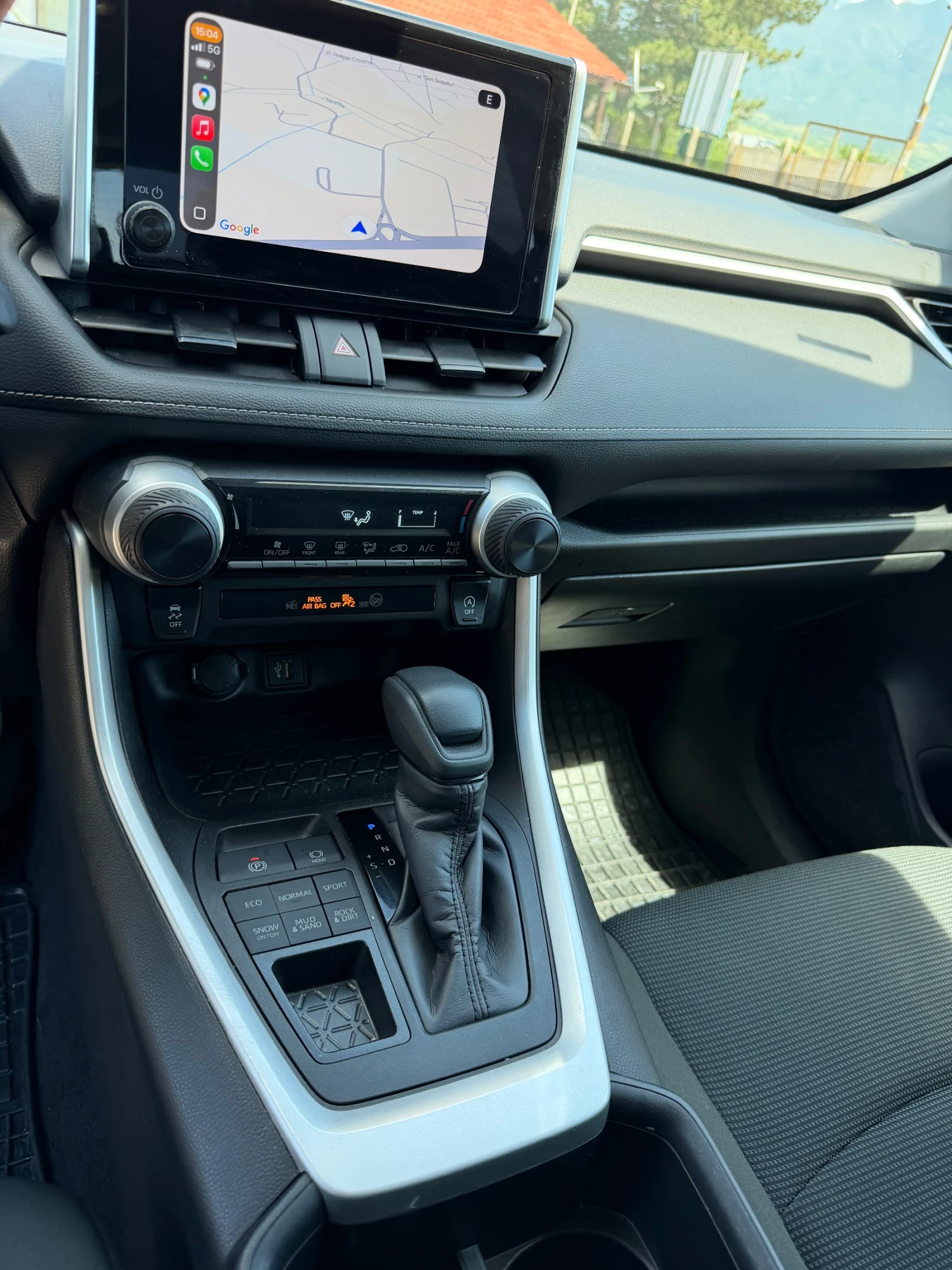 Toyota Rav4 LE, снимка 12 - Автомобили и джипове - 54737791