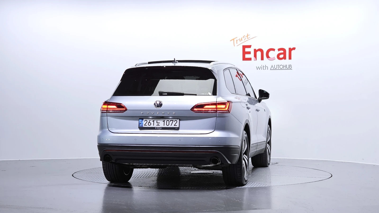 VW Touareg PREMIUM* 3.0* TDI* ОБДУХ* 360* КАМЕРИ* ПОДГРЕВ* , снимка 4 - Автомобили и джипове - 54784937