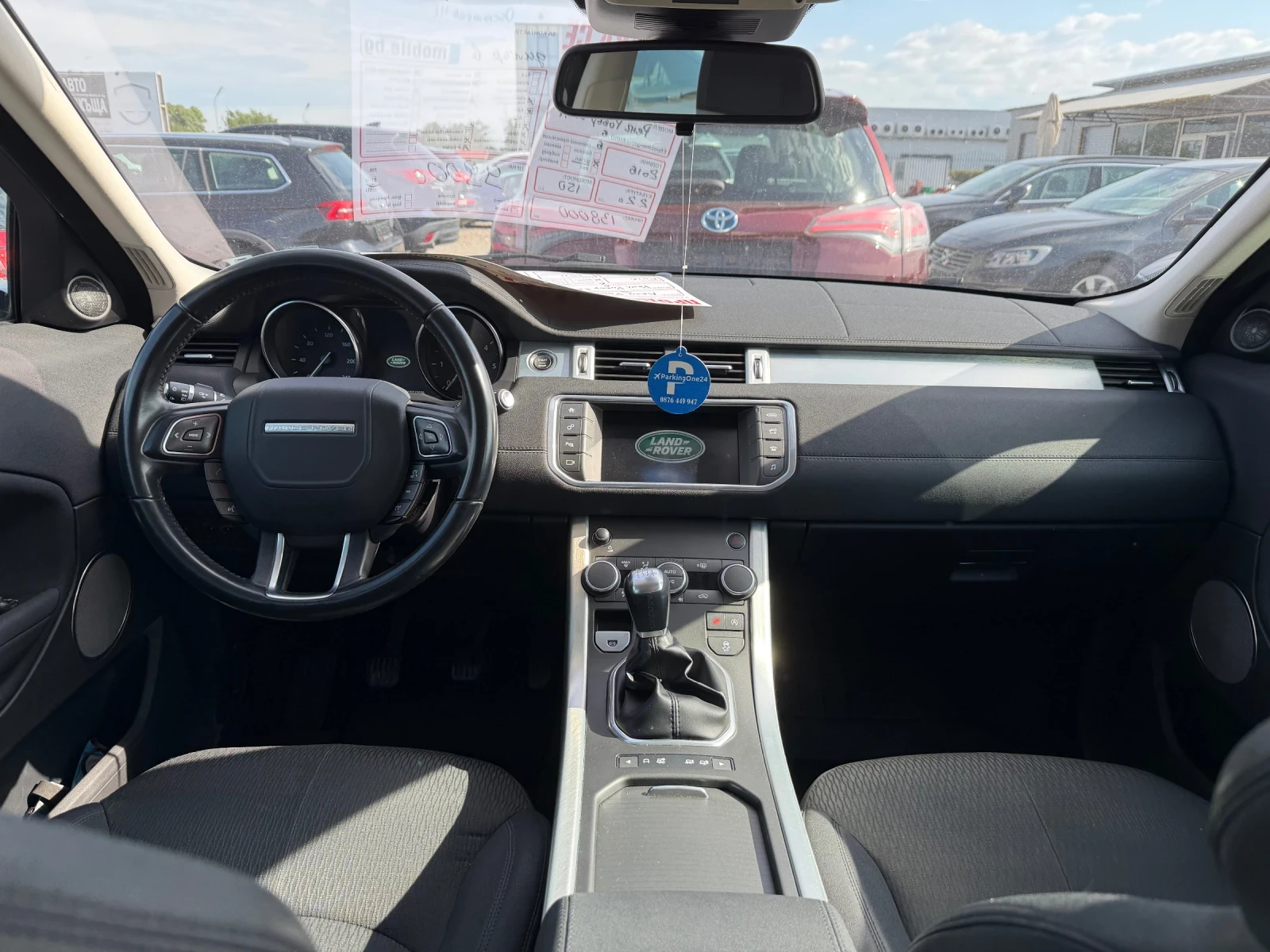 Land Rover Range Rover Evoque 2.2 D (КАТО НОВА), снимка 15 - Автомобили и джипове - 55428120