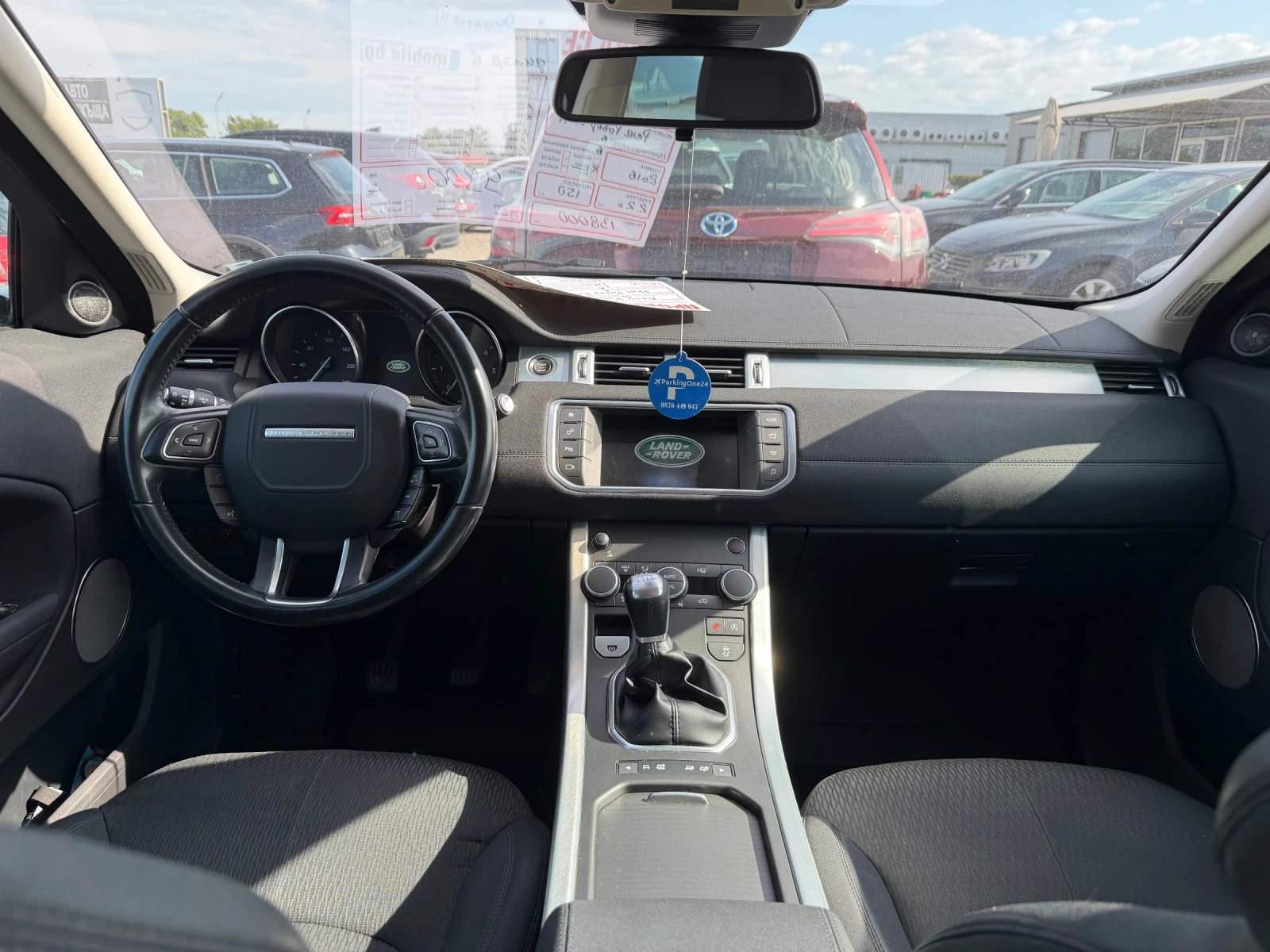 Land Rover Range Rover Evoque 2.2 D (КАТО НОВА), снимка 14 - Автомобили и джипове - 55428120