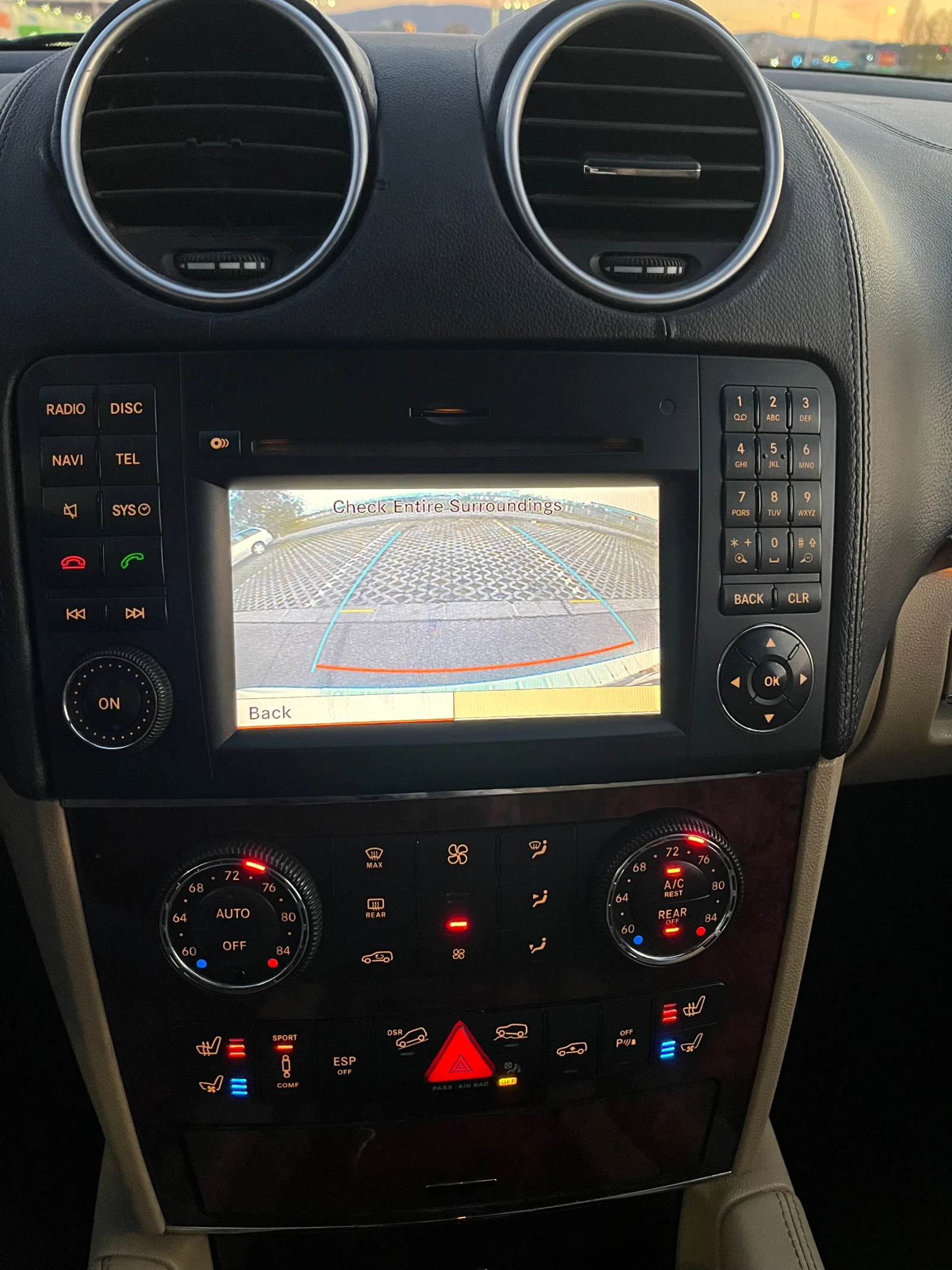 Mercedes-Benz GL 550 388 к.с. Facelift 7 места камера подгрев/обдухване, снимка 9 - Автомобили и джипове - 56168333