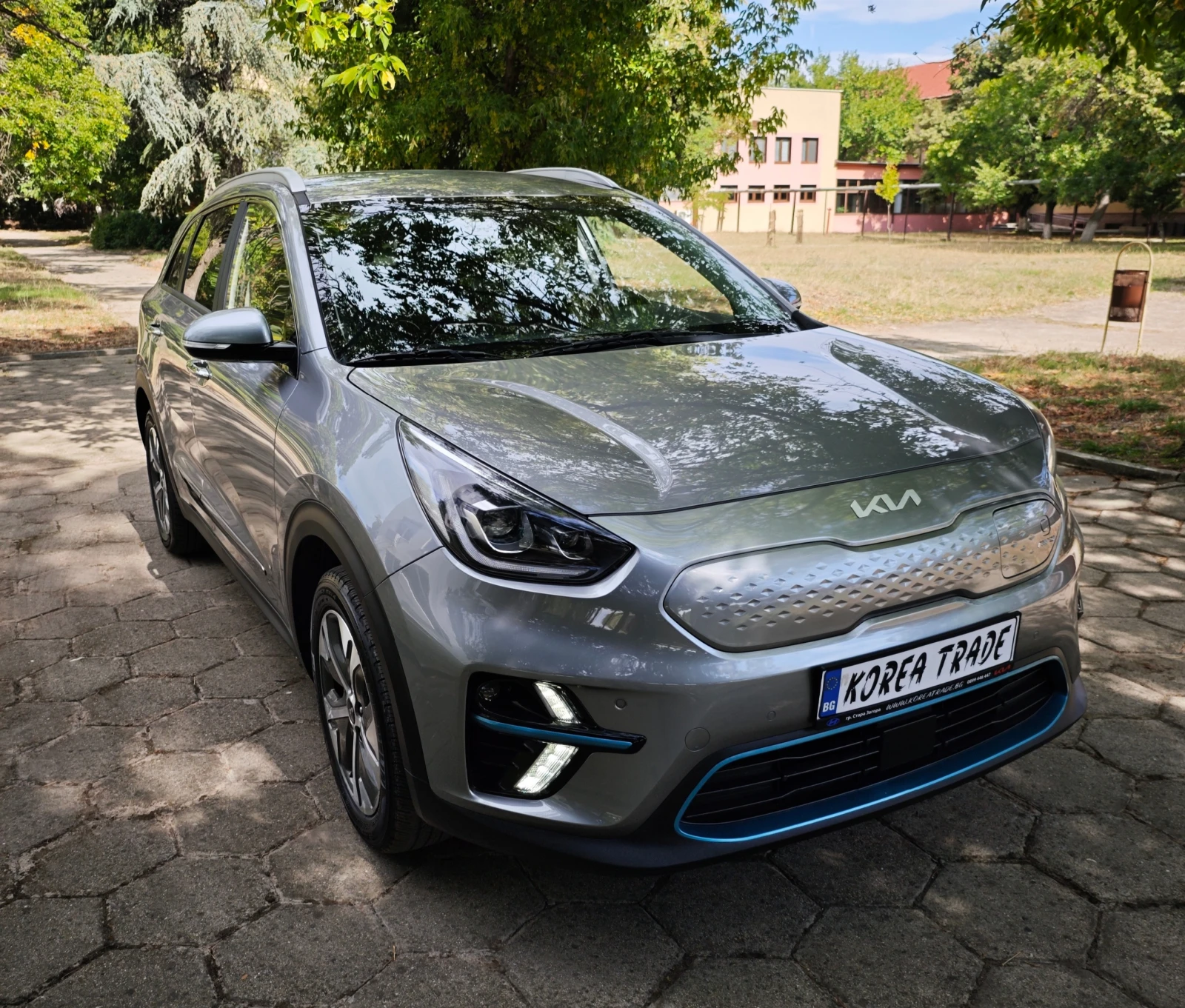 Kia Niro 64 kW, снимка 2 - Автомобили и джипове - 56287673