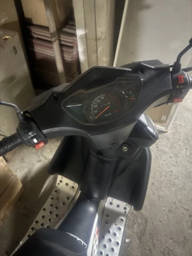 Znen Q, снимка 4