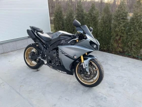  Yamaha YZF-R1