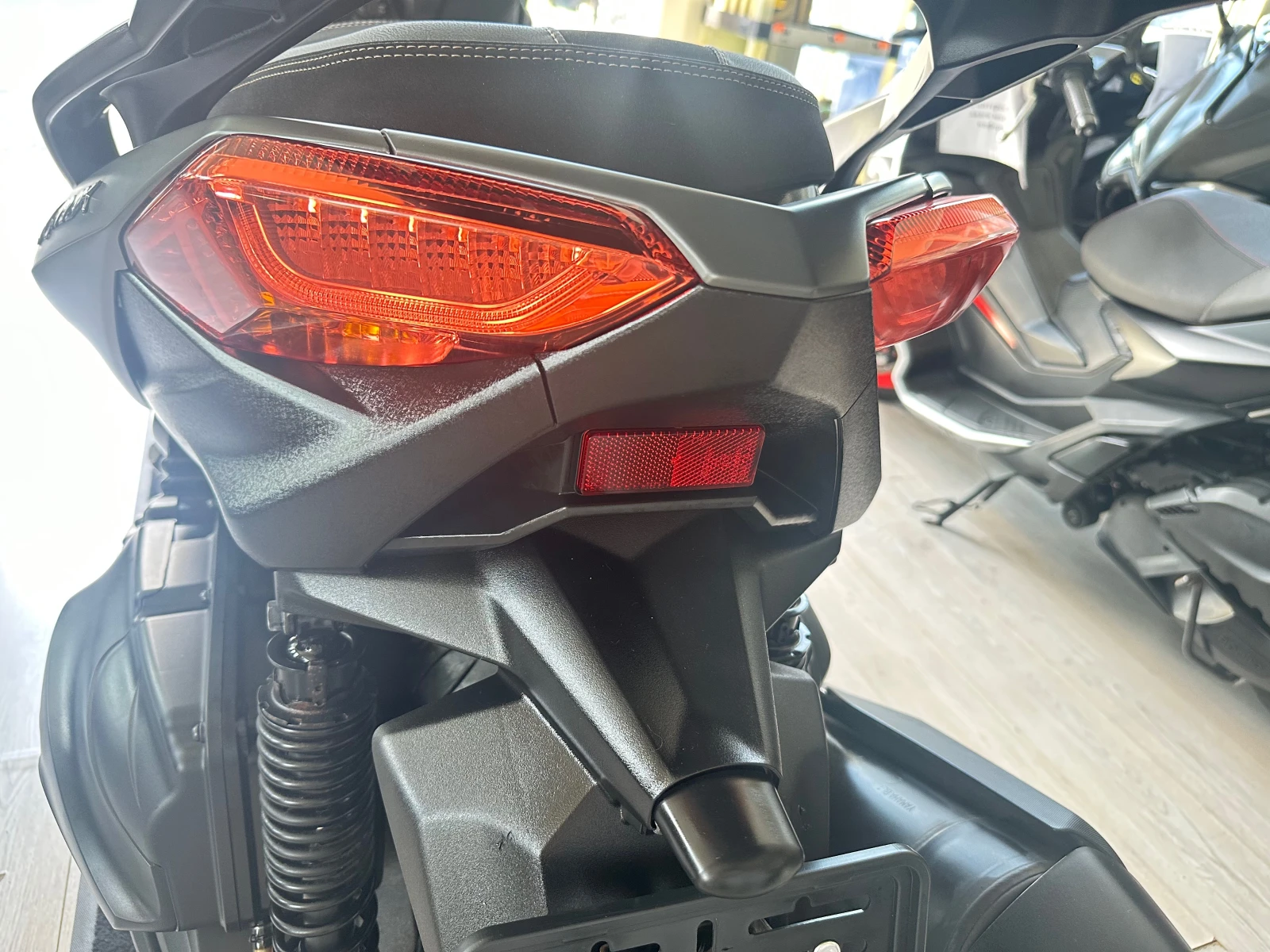 Yamaha X-max 400i Tech Max 06.2020г. - изображение 4