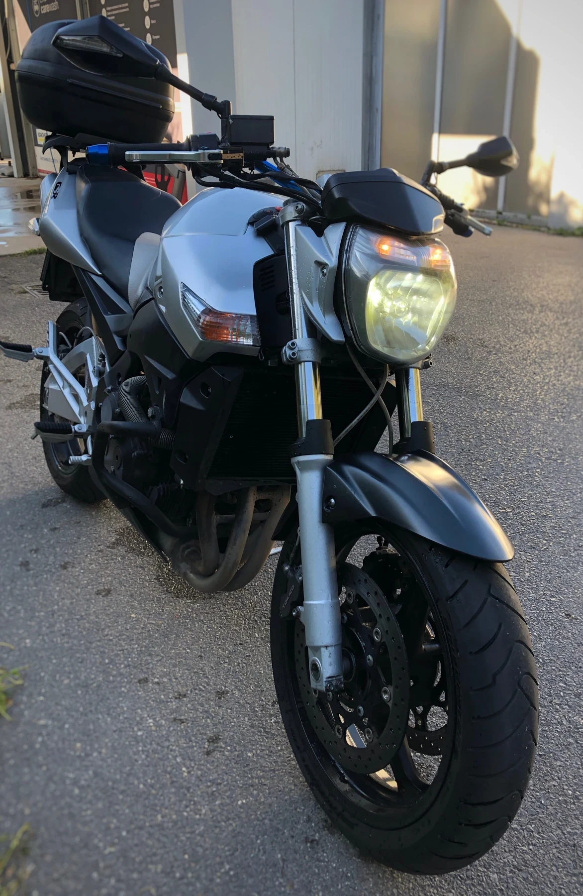 Suzuki Gsr