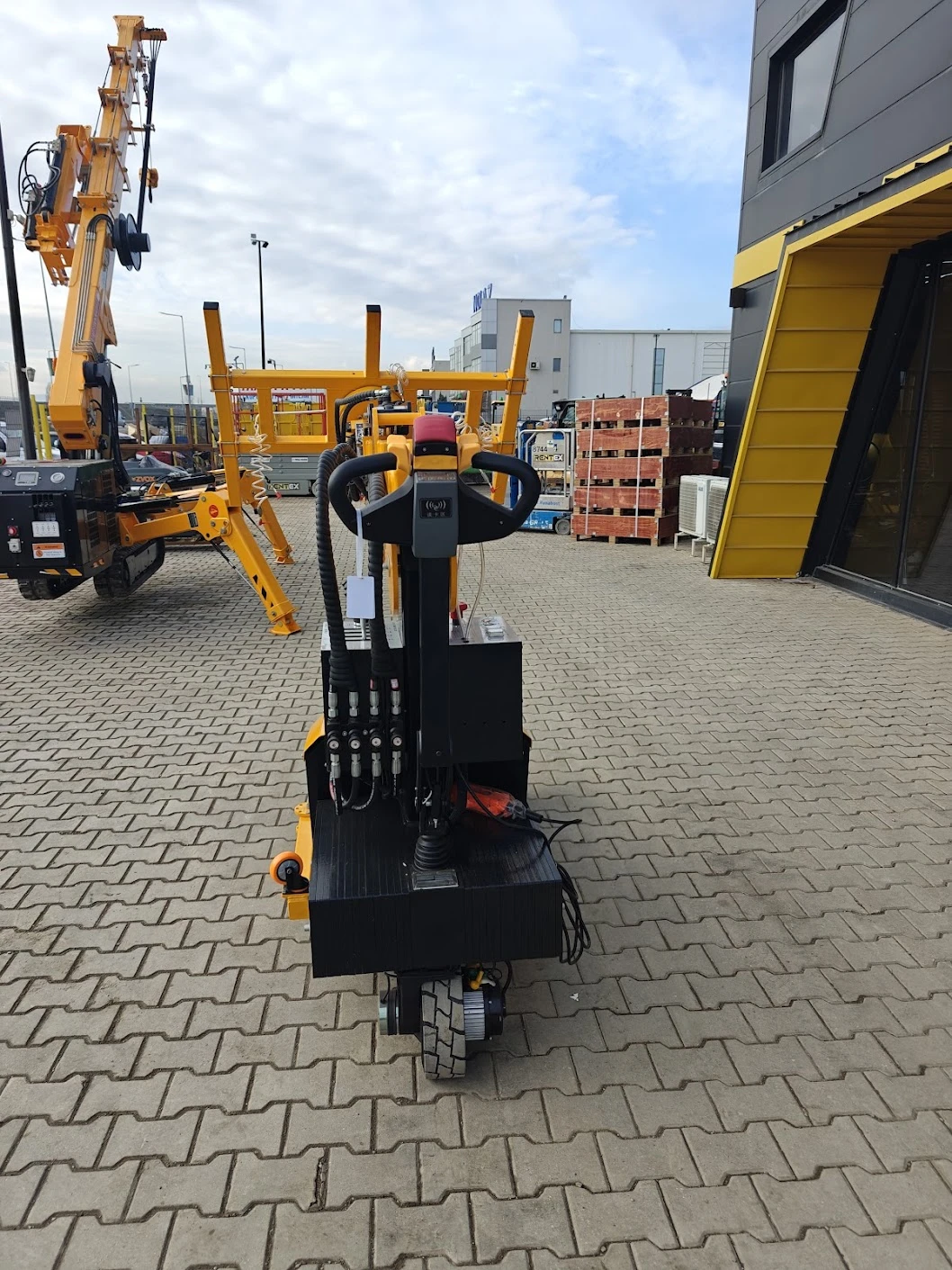 Други специализирани машини Друга Bautrax VROB600 - изображение 5