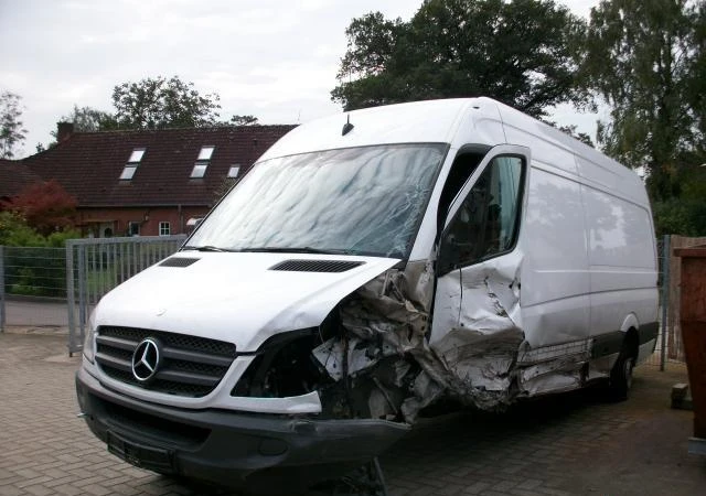 Горивна система за Mercedes-Benz Sprinter 515, снимка 3 - Части - 48582776