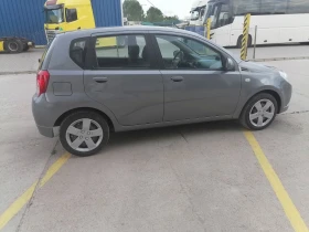 Chevrolet Aveo Газ, снимка 10