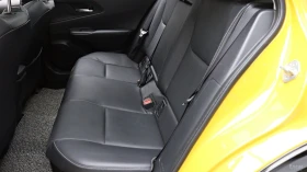 Toyota Prius * ПАНО* KEYLESS* Camera* ПОДГРЕВ* LED* , снимка 12