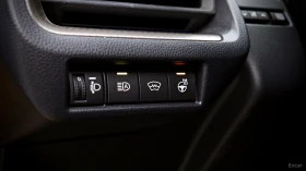 Toyota Prius * ПАНО* KEYLESS* Camera* ПОДГРЕВ* LED* , снимка 16