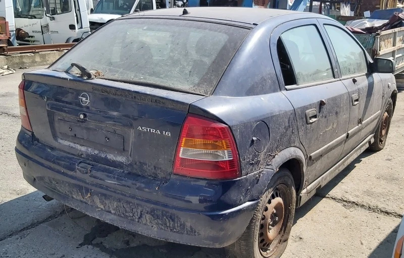 Opel Astra, снимка 2 - Автомобили и джипове - 42874272