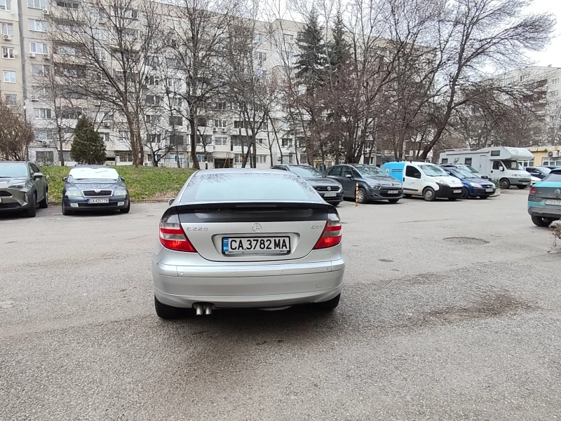 Mercedes-Benz C 220 Facelift! !АВТОМАТИК! * КЛИМАТРОНИК* ! !ТОП!, снимка 4 - Автомобили и джипове - 53442624