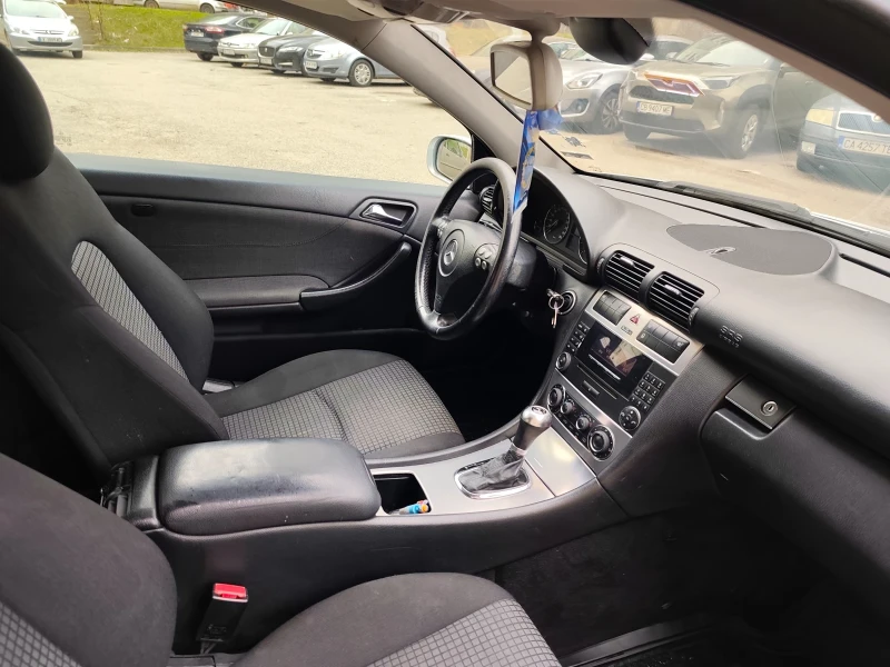 Mercedes-Benz C 220 Facelift! !АВТОМАТИК! * КЛИМАТРОНИК* ! !ТОП!, снимка 10 - Автомобили и джипове - 53442624