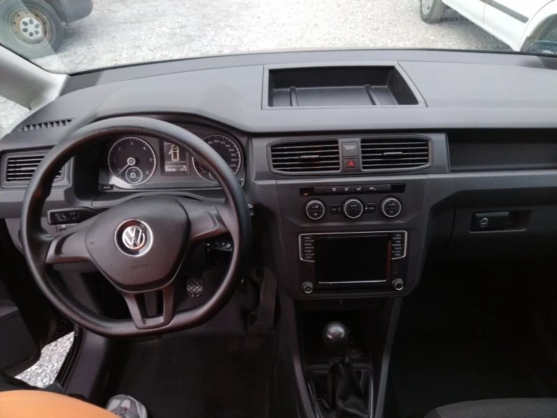 VW Caddy Long, климатроник, навигация , снимка 16 - Автомобили и джипове - 48236065