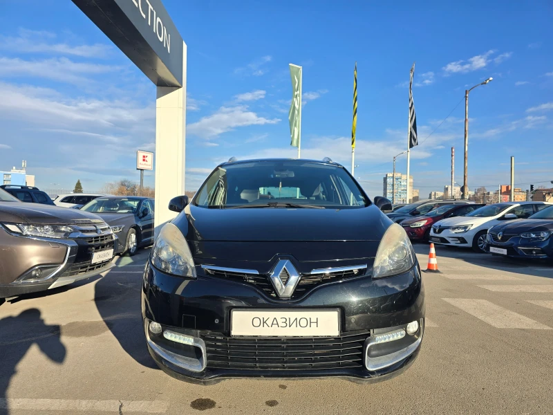 Renault Grand scenic 1.5 dCi, снимка 2 - Автомобили и джипове - 48878272