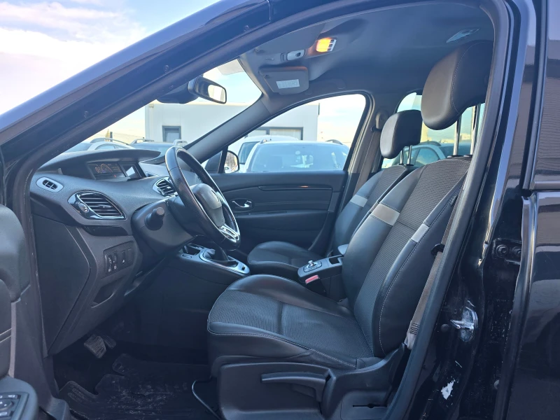 Renault Grand scenic 1.5 dCi, снимка 6 - Автомобили и джипове - 48878272