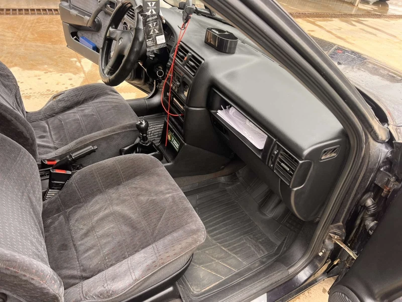 Opel Vectra 1.6 , снимка 6 - Автомобили и джипове - 49514664