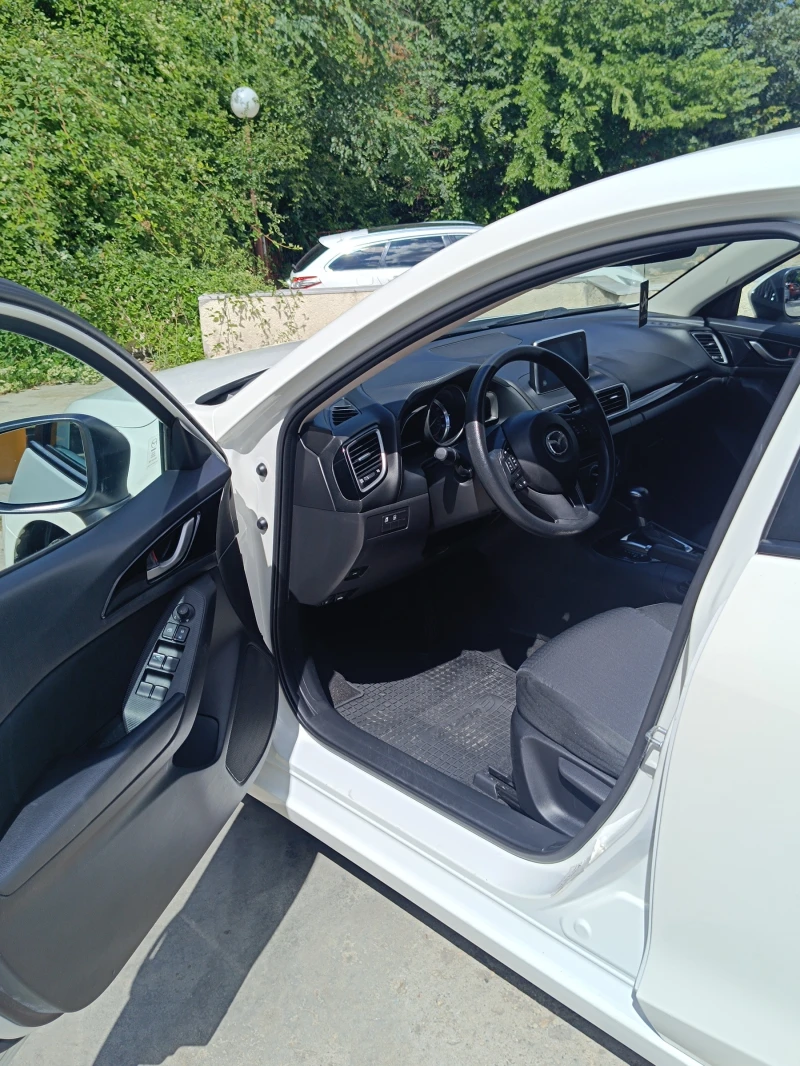 Mazda 3 2.0 SKYACTIV , снимка 7 - Автомобили и джипове - 52303658