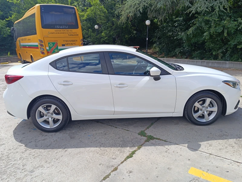 Mazda 3 2.0 SKYACTIV , снимка 6 - Автомобили и джипове - 52303658