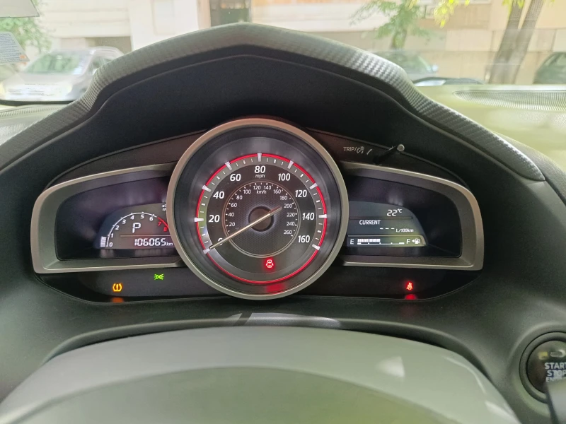 Mazda 3 2.0 SKYACTIV , снимка 9 - Автомобили и джипове - 52303658