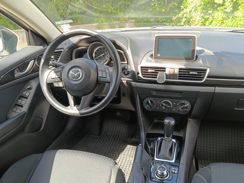 Mazda 3 2.0 SKYACTIV , снимка 8 - Автомобили и джипове - 52303658