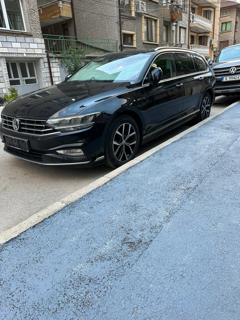 VW Passat R-LINE PANORAMA KEYLESS AMBiENT, снимка 14 - Автомобили и джипове - 52584245