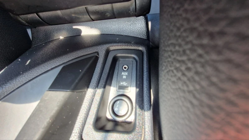 BMW 120 2.0D/AVTOMAT/PODGREV/KOJA/BELGIA, снимка 8 - Автомобили и джипове - 51506887