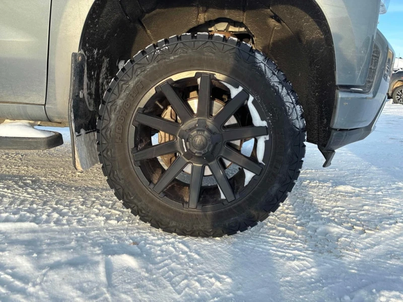 Chevrolet Silverado * High Country * CARFAX * БЕЗ ПЪРВОНАЧАЛНА ВНОСКА, снимка 7 - Автомобили и джипове - 52904648