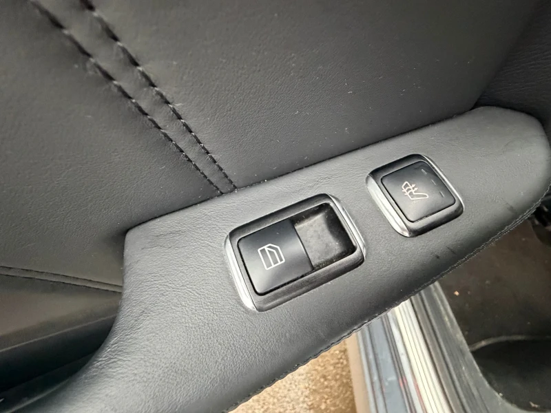 Mercedes-Benz E 350 Face* Масаж* Обдухване* Nappa* , снимка 11 - Автомобили и джипове - 53467824